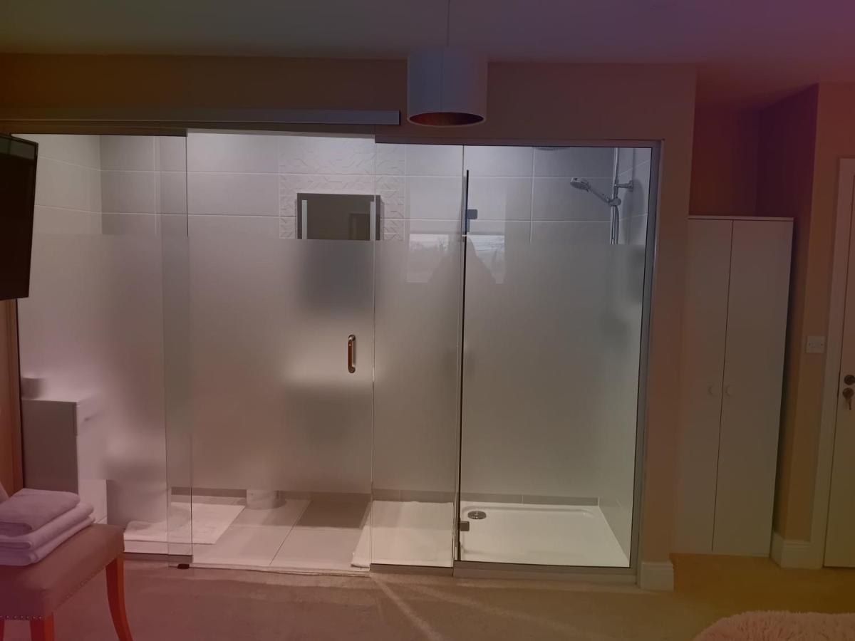 White Quarry House Apartment Navan Bagian luar foto